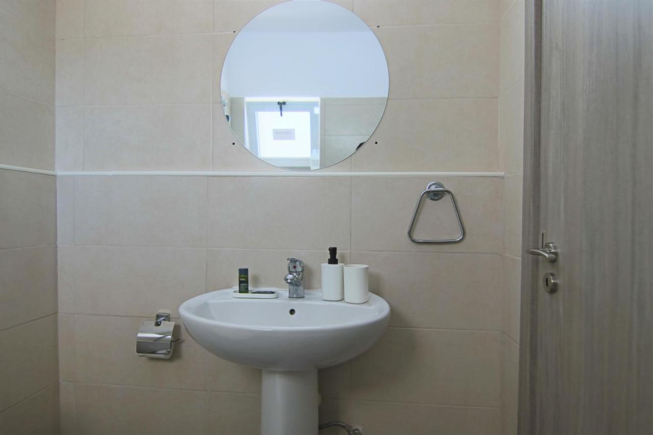 דירות Paphos Phaedrus Living: Seaside Luxury Flat Athina 117 מראה חיצוני תמונה